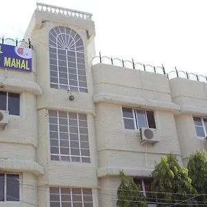 laxmi-mahal.udaipurhotels.org/